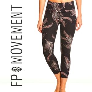 FP Movement / Free People Serene Printed Yoga Leggings Reflective Compression S